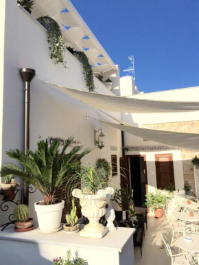 Отель TAM Vacanze B&B  Чинизи